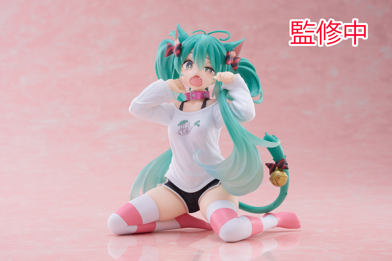 Taito Vocaloid Hatsune Miku Desktop Cute figure