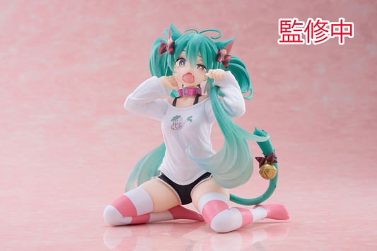 PREORDER Taito Vocaloid Hatsune Miku Desktop Cute figure