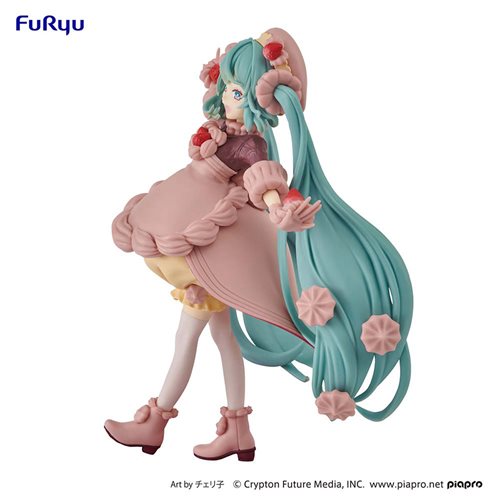 Vocaloid Hatsune Miku Strawberry Chocolate Short SweetsSweets Series Statue